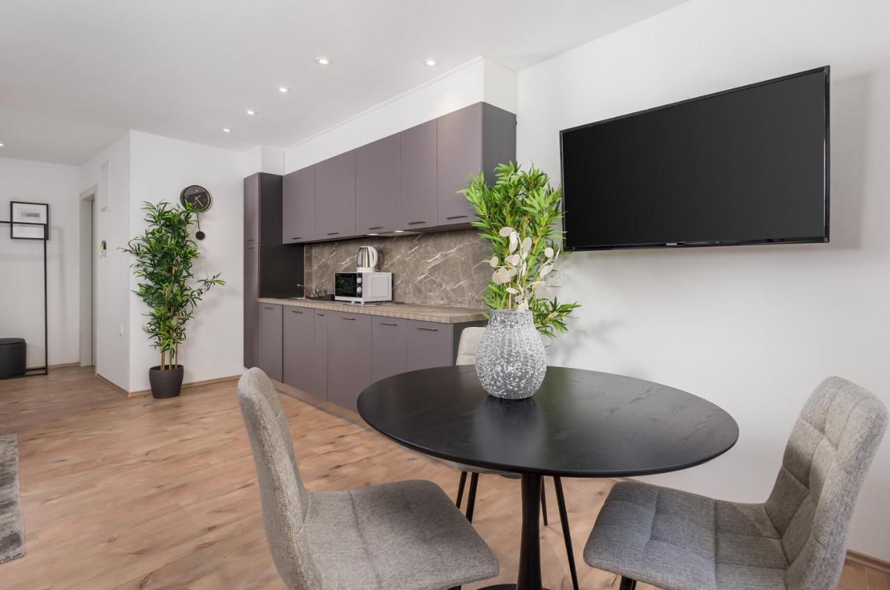 Apartments Penkala 2 ริเยกา ภายนอก รูปภาพ
